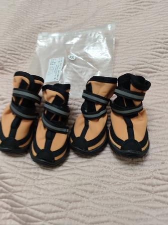 Продам обувь для собак размер xs