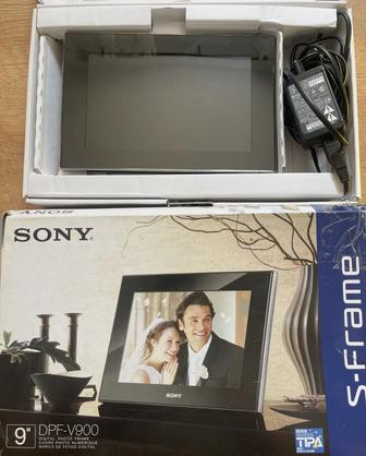 Цифровая фоторамка продаю