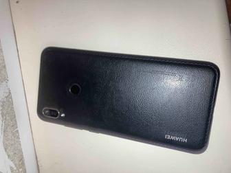 срочно продам телефон Huawei Y6