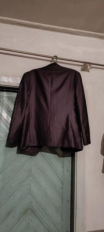 Мужской костюм двойка Италия. Новый р-р 44 рост 160-165