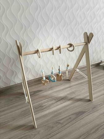 Стойка монтессори для малышей