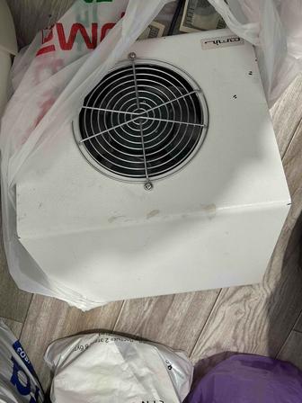 Продам пылесос для маникюра