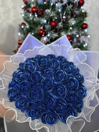 Успейте заказать очень красивые букеты из вечных роз.