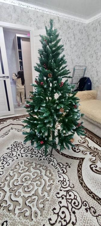 Продам искусственную елку