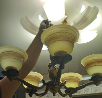 Продается люстра в рабочем состоянии Б/У