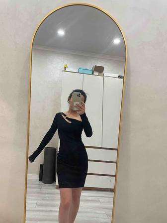 Платья продам