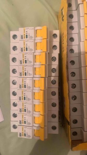 Автоматы IEK ВА47-29 C4 4A 21 шт (освещение)