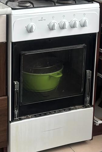 Продам б/у газовую плиту