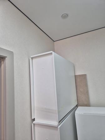 Стол книжка, новая, но есть дефект.