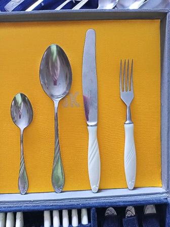 столовый набор в фабричной упаковке