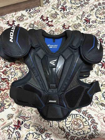 Хоккейный нагрудник Easton