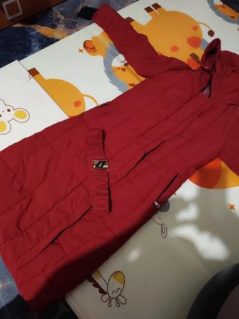 Продам куртку женскую