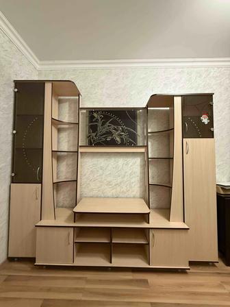 Продаю гостинную стенку