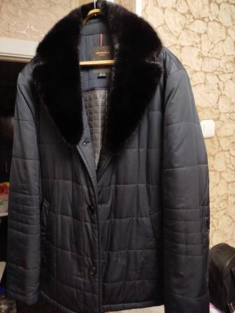 Продам зимнюю куртку