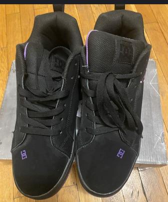 кроссовки dc shoes