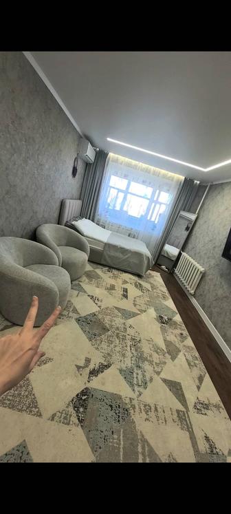 Продам ковер 2.5 на 4 метра