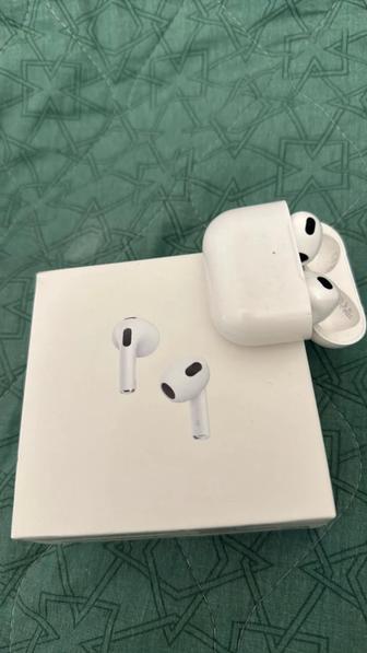 Продам AirPods 3