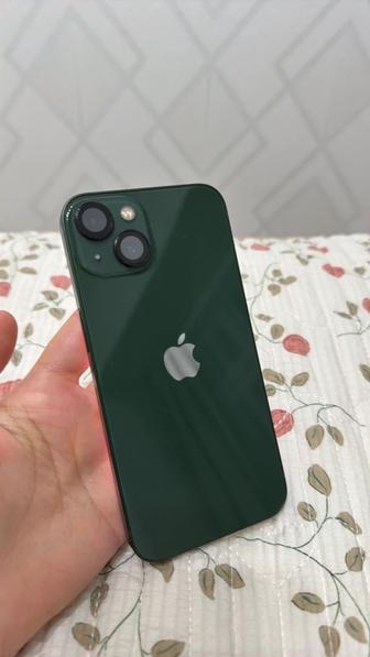 Продаю телефон iPhone 13