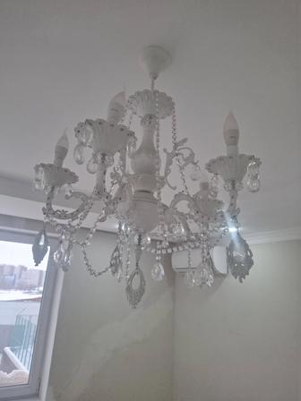 Продам люстра