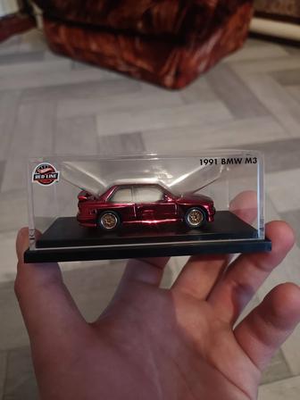 Hot wheels RLC BMW M3 Exclusive 1991 коллекционное авто в масштабе 1/64.