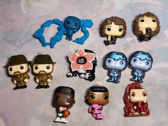 Фигурки kinder joy stranger things очень странные дела продаю