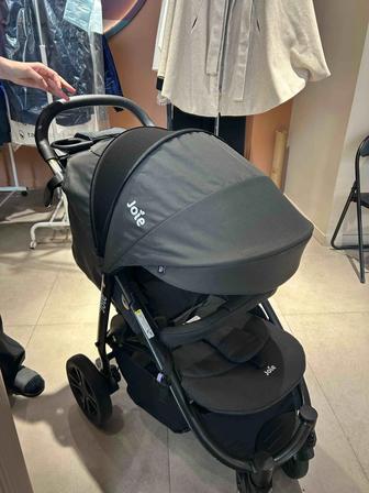 Продам коляску Joie