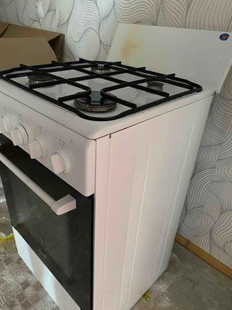 Продам газ плиту
