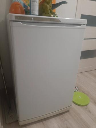 Продам морозильник