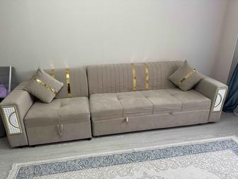 Срочно продам диван гостевой