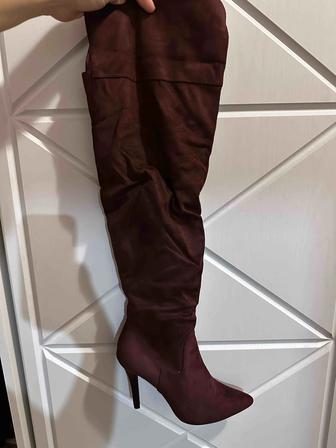 Продаются ботфорты (новые)