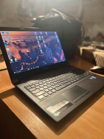 Продается ноутбук Lenovo