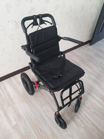 Продам инвалидное кресло новое