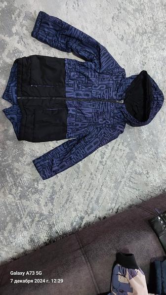 Продам куртки осение.