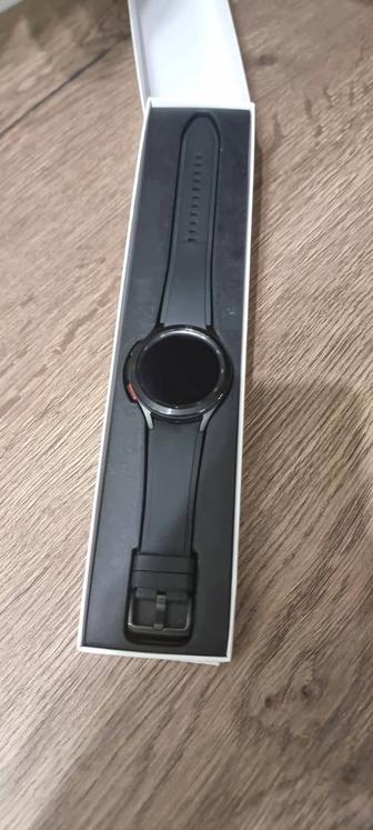 Продам часы galaxy watch4 classic