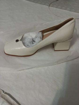 Продам туфли - 36 размер