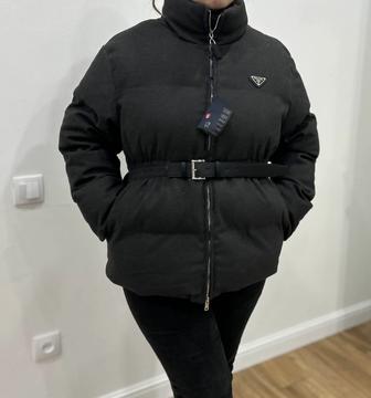 Продам зимнюю куртку под Prada