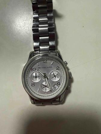 Часы Michael Kors