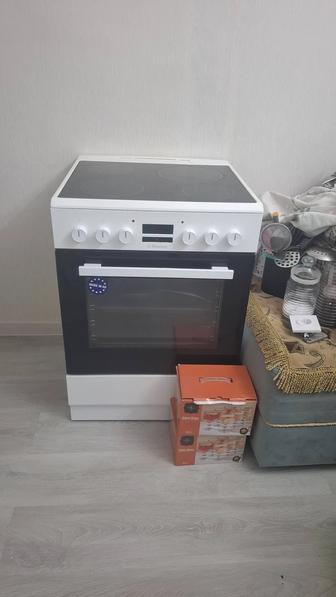 Продам электричектро плиту