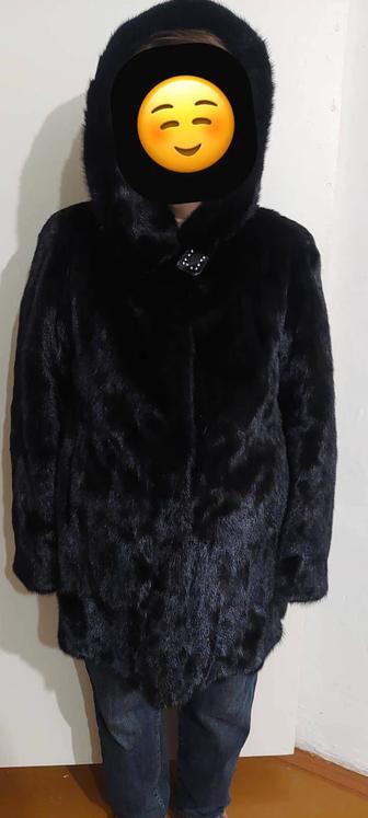 Продам норковую шубу