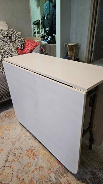 Продаю стол-книжку