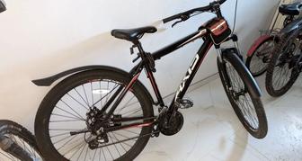Продам срочно велосипед Axis 29 md