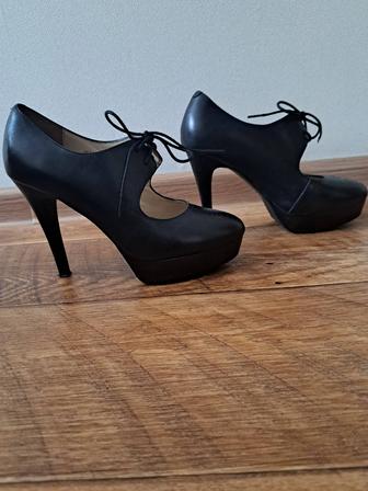 Продам ботильоны