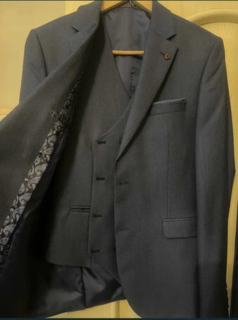 Продам мужские костюмы р 48 рост 8 Турция
