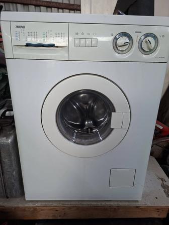 Стиральная машинка ZANUSSI