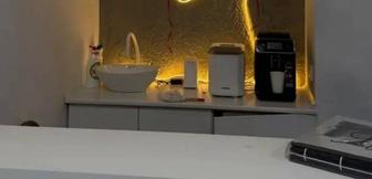 Продаю раковину с тумбой