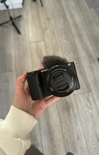 Продам новую камеру Sony ZV-E10