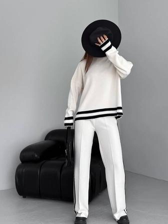 Продаю новый товар платья и костюмы (зима)