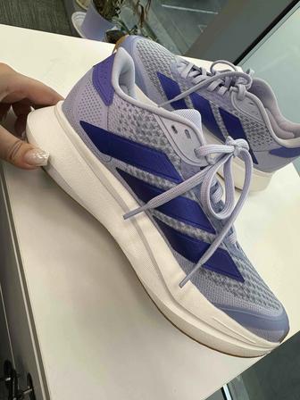 Кроссовки Adidas