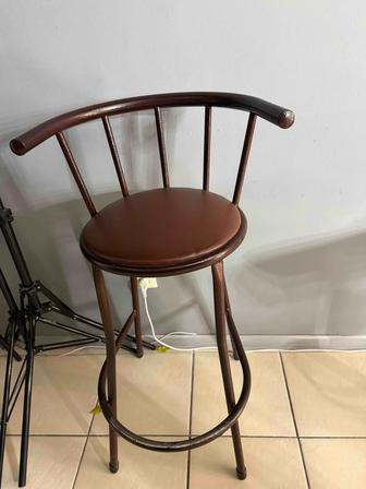 Продам барные стулья