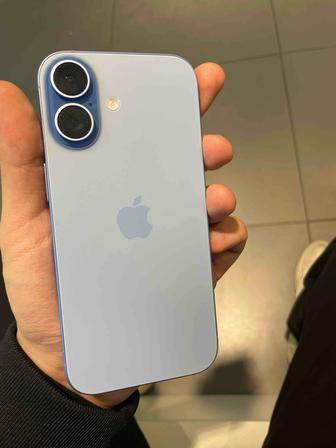 iPhone 17 256 гб, голубой